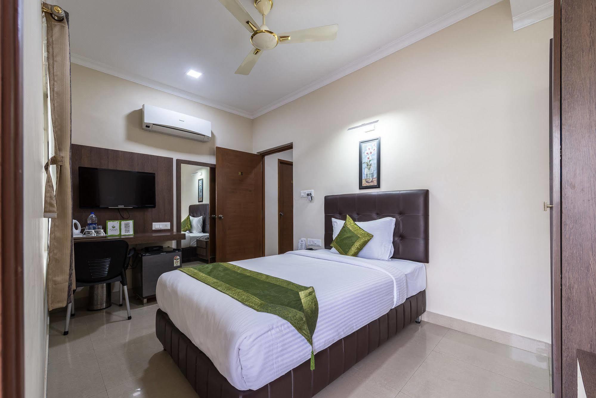 Hotel Mount Kailash Suites Chennai Exterior foto